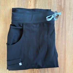 Figs Kade Cargo Scrubs